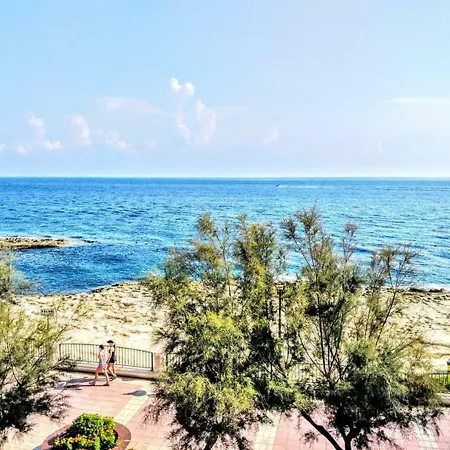 Апартаменты Beach Front