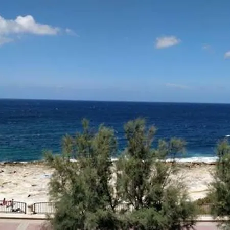 Апартаменты Beach Front